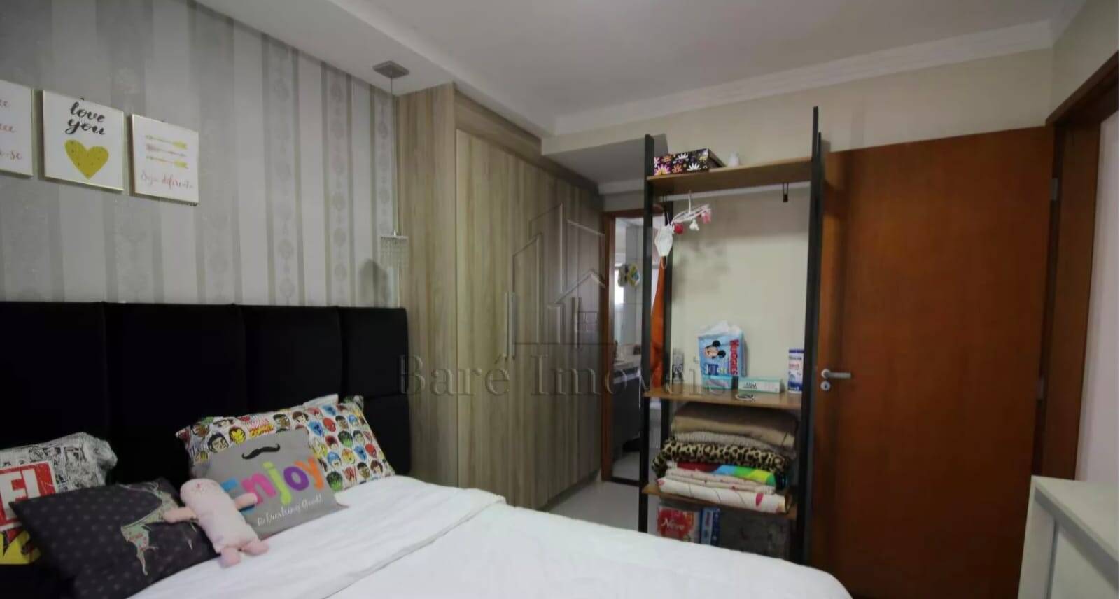 Apartamento à venda com 2 quartos, 66m² - Foto 13