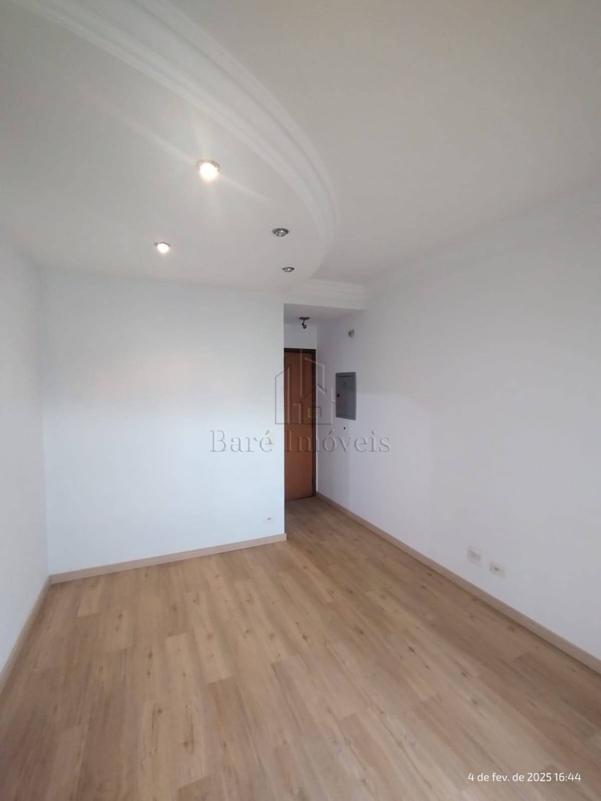 Apartamento à venda com 2 quartos, 102m² - Foto 2