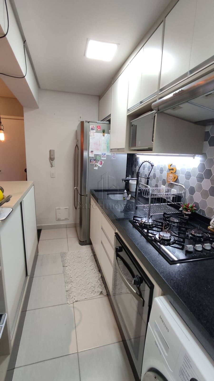 Apartamento à venda com 2 quartos, 58m² - Foto 3