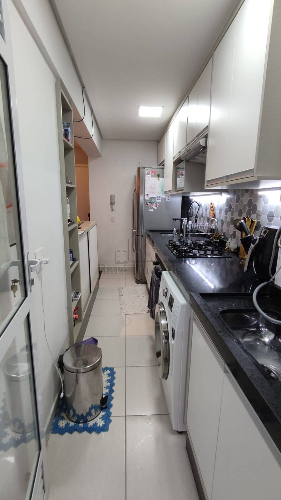 Apartamento à venda com 2 quartos, 58m² - Foto 14