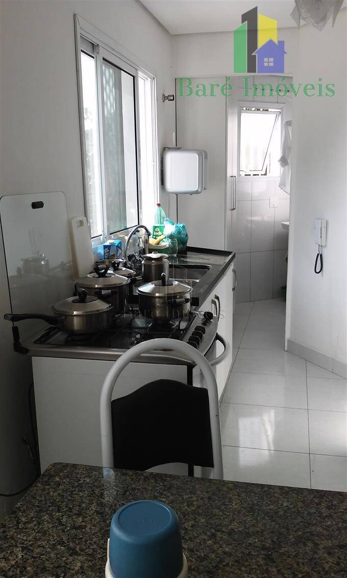 Apartamento à venda com 2 quartos, 60m² - Foto 2