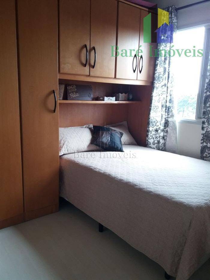 Apartamento à venda com 3 quartos, 80m² - Foto 4