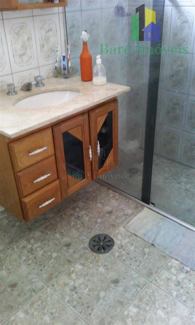 Sobrado à venda com 3 quartos, 200m² - Foto 3