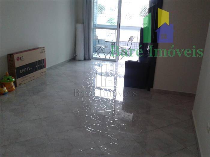 Apartamento à venda com 2 quartos, 70m² - Foto 9