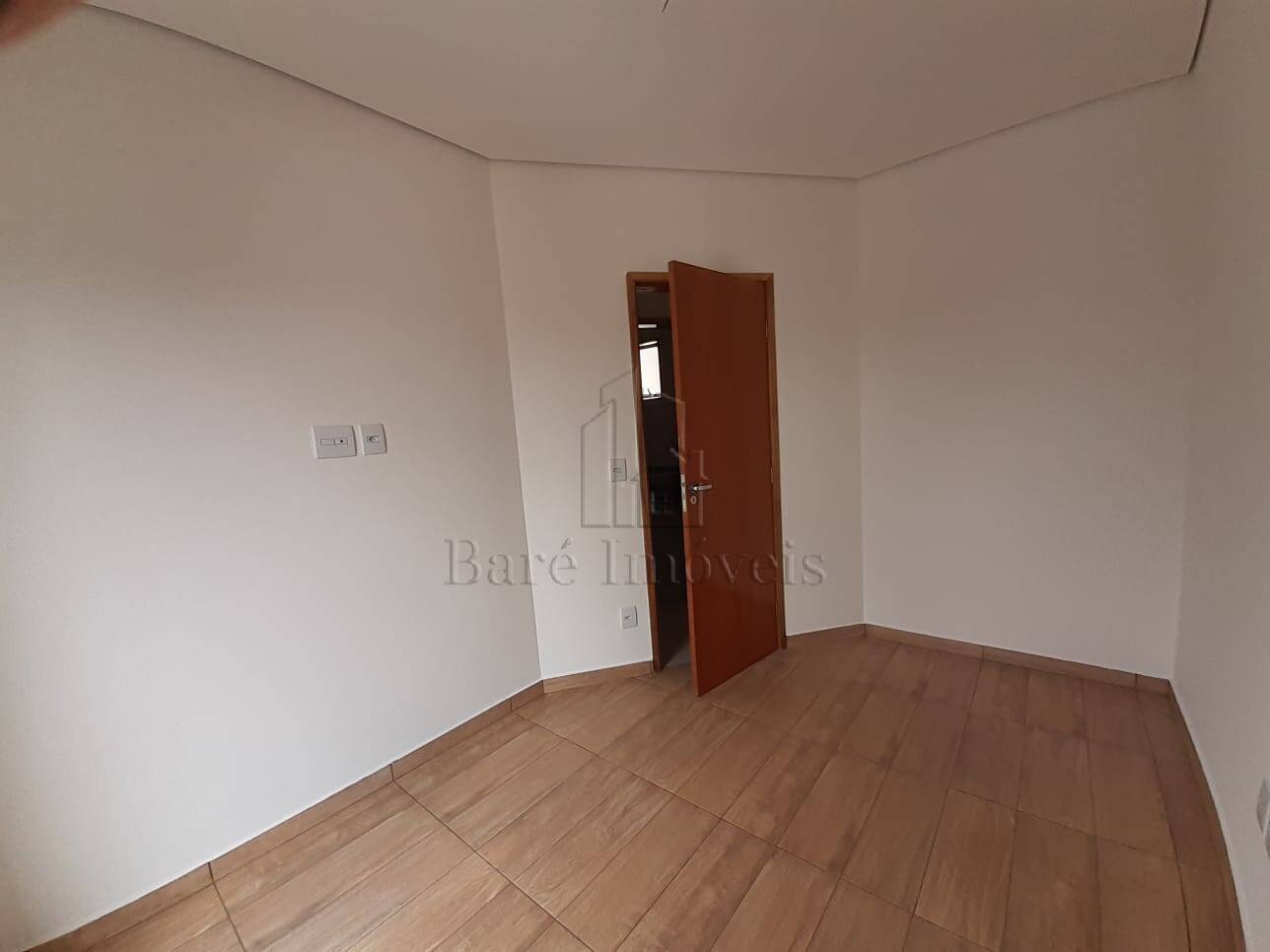 Apartamento à venda com 2 quartos, 74m² - Foto 1