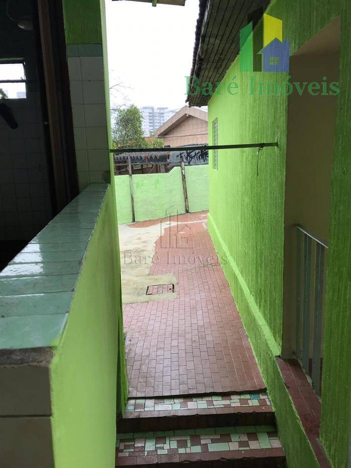 Sobrado à venda com 2 quartos, 254m² - Foto 8