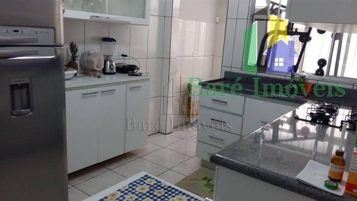 Apartamento à venda com 2 quartos, 70m² - Foto 3