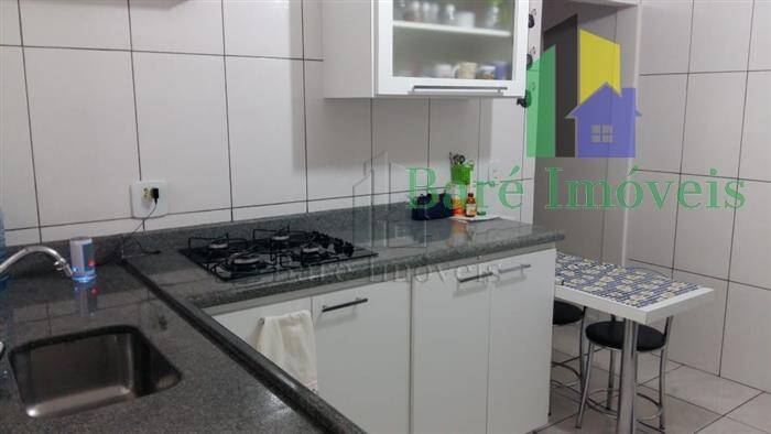 Apartamento à venda com 2 quartos, 70m² - Foto 4