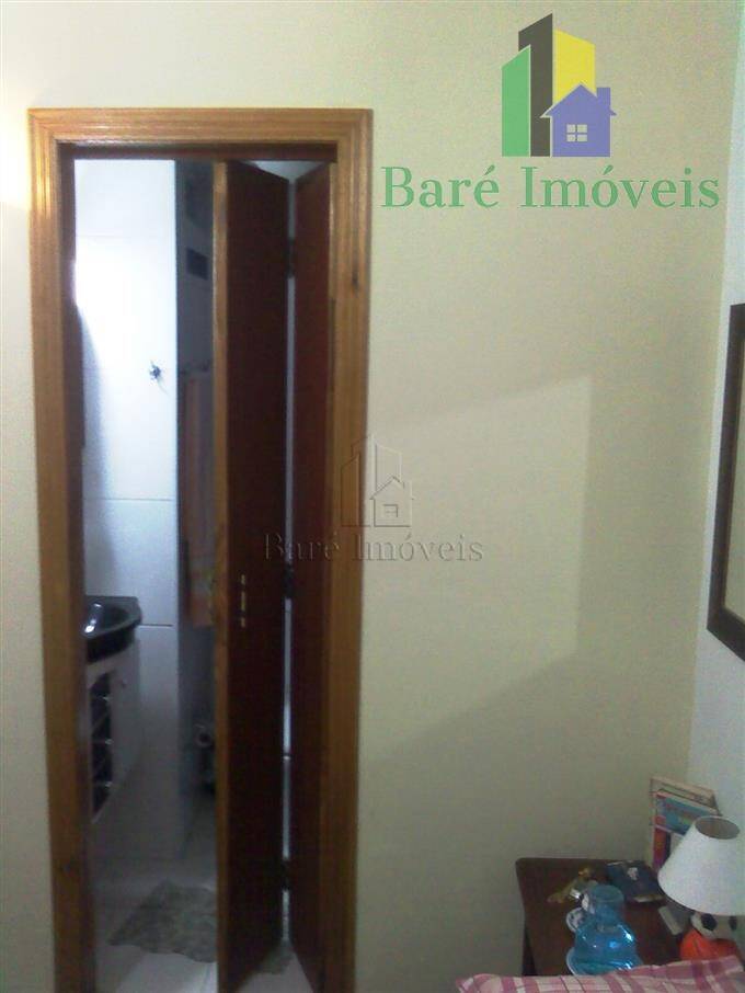 Apartamento à venda com 2 quartos, 75m² - Foto 18