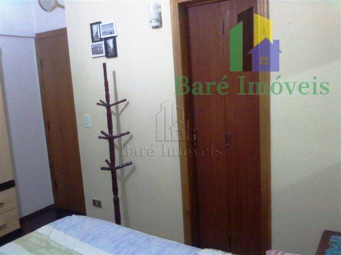 Apartamento à venda com 2 quartos, 75m² - Foto 22