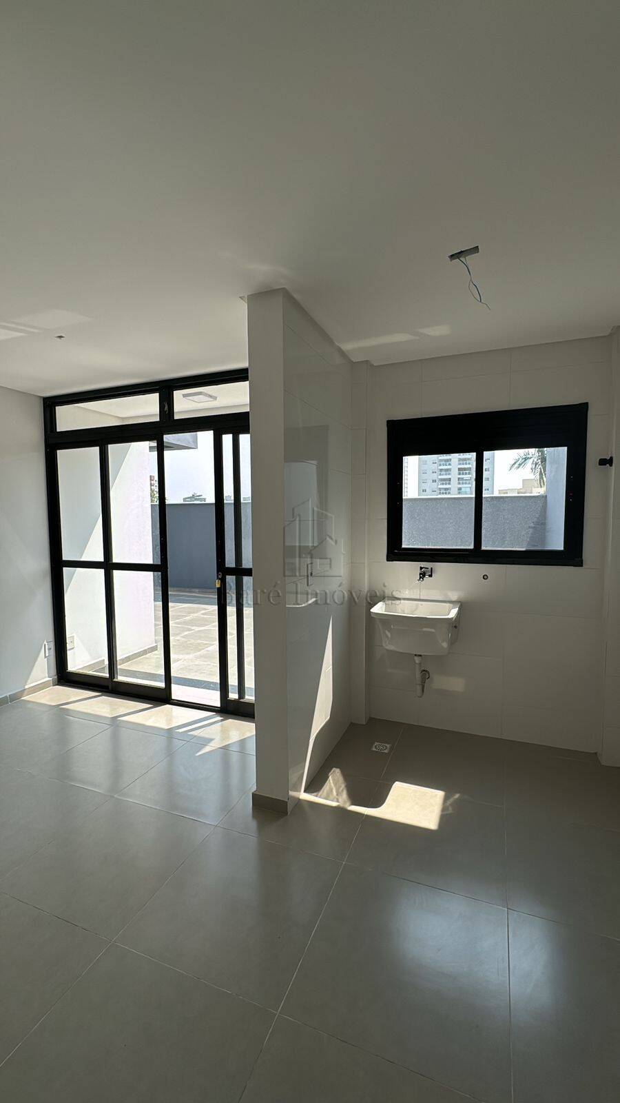 Apartamento à venda com 2 quartos, 103m² - Foto 11