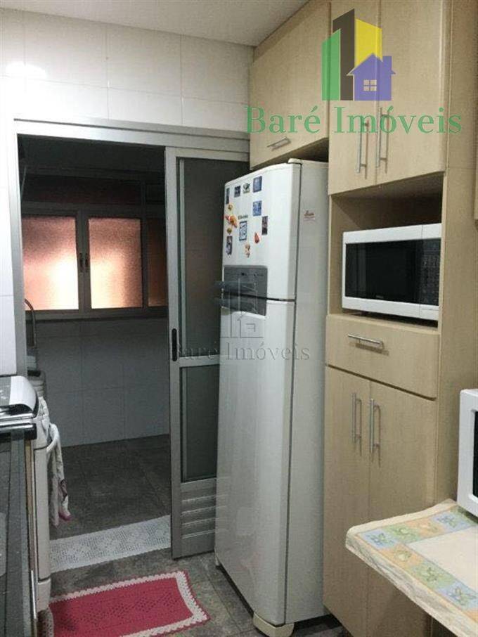 Apartamento à venda com 3 quartos, 90m² - Foto 18